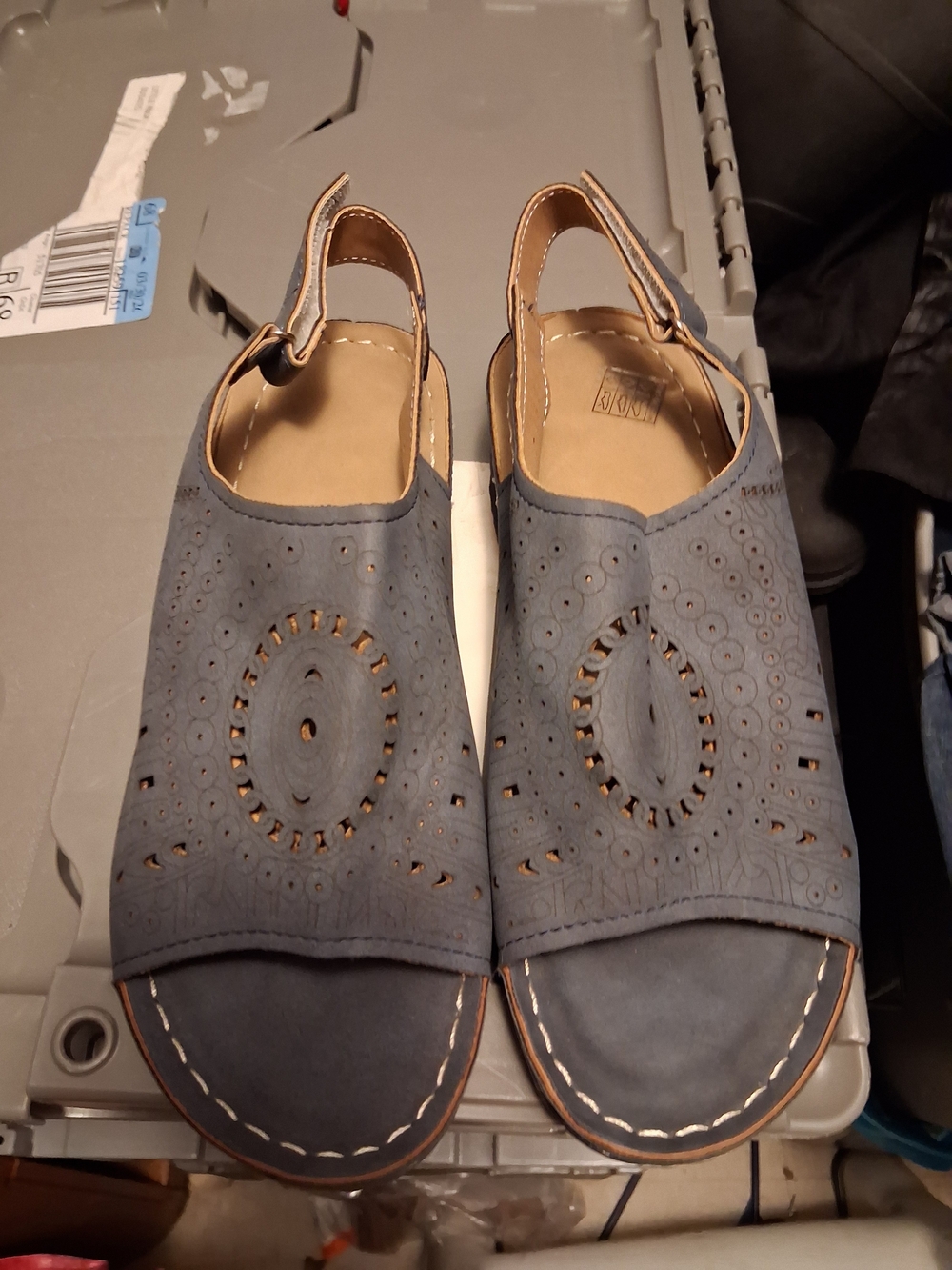 Women's Blue Slingback Cutout Leather Sandals